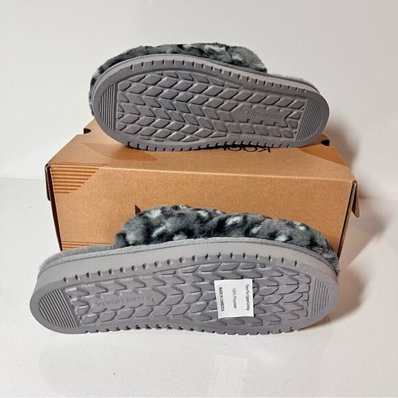 Koolaburra Starleen Abstract Fluff Slippers - Picture 6 of 6